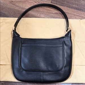 Louis Vuitton Black Epi Leather Matsy Shoulder Bag
